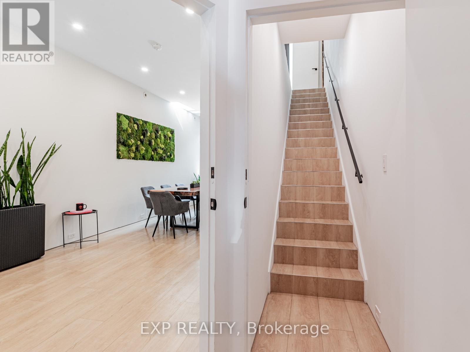 44 Massey Street, Toronto, Ontario  M6J 2T4 - Photo 5 - C12486304