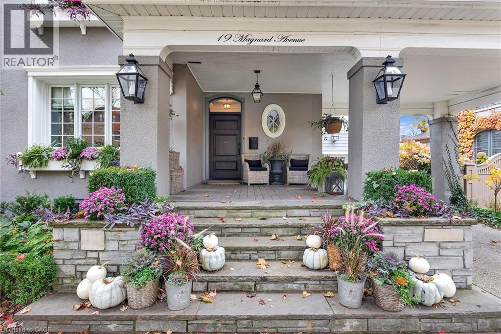 19 Maynard Avenue, Kitchener, Ontario  N2H 4Z6 - Photo 2 - 40783782