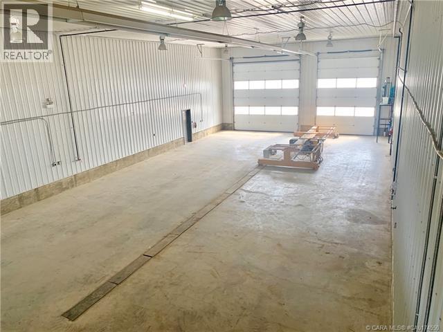 3 Van Der Horn Way, Rural Red Deer County, Alberta  T4S 2M4 - Photo 8 - A2262659