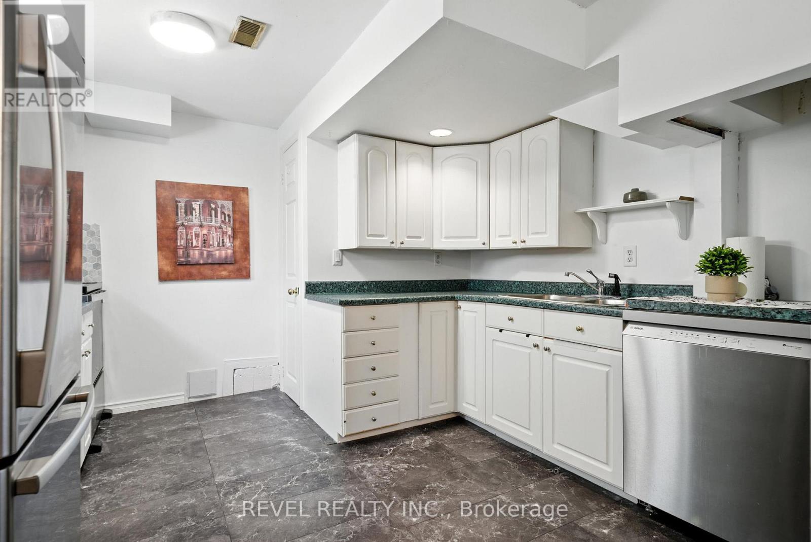 57 Rosehill Boulevard, Oshawa (Mclaughlin), Ontario  L1J 5G6 - Photo 12 - E12486431