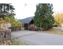 312 8TH Avenue, castlegar, British Columbia