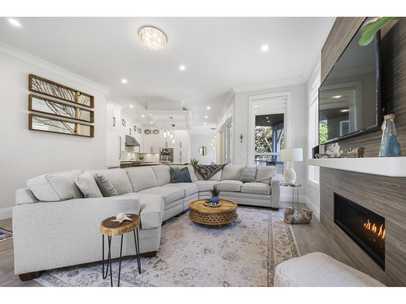 918 163 Street, Surrey, British Columbia  V4A 4Y4 - Photo 9 - R3062402