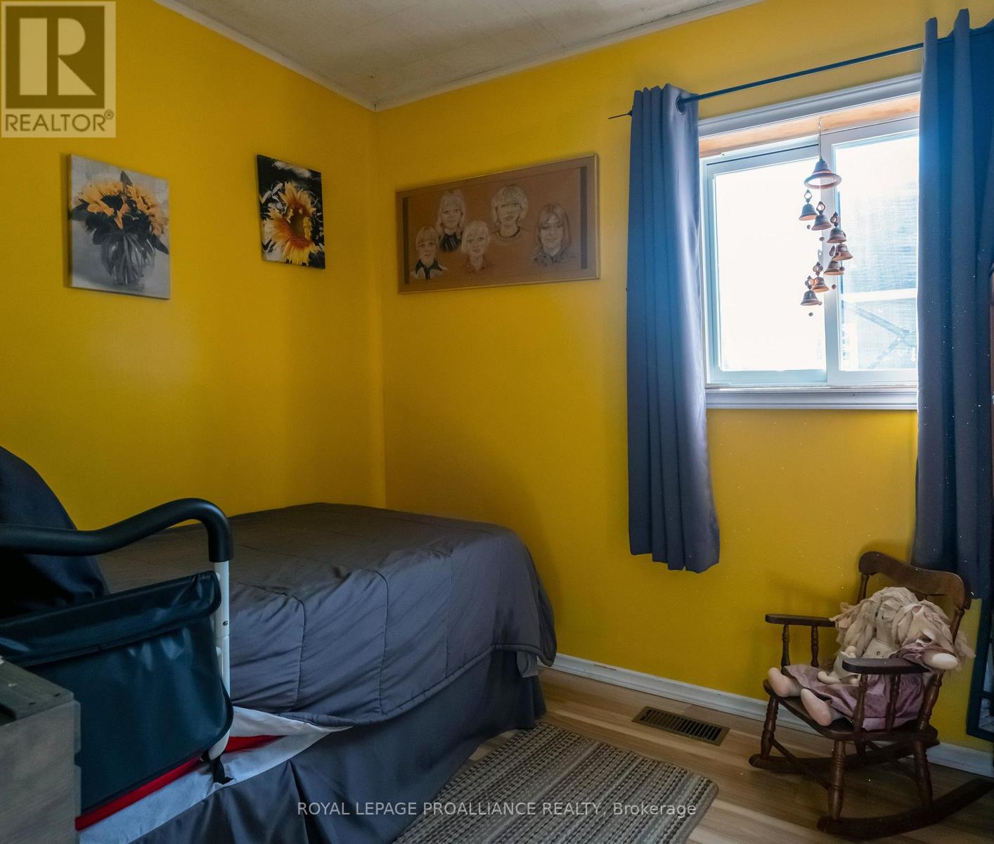 42 Prince Of Wales Drive, Belleville, Ontario  K8P 2T7 - Photo 13 - X12486447