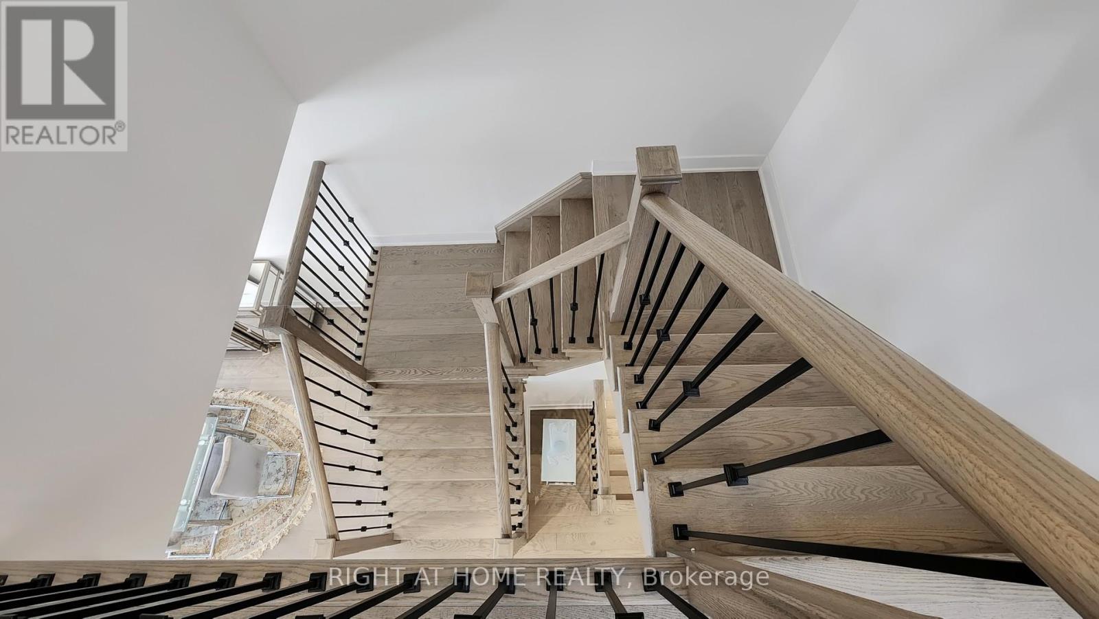 26 Badgerow Way, Aurora, Ontario  L4G 0Z5 - Photo 14 - N12486344