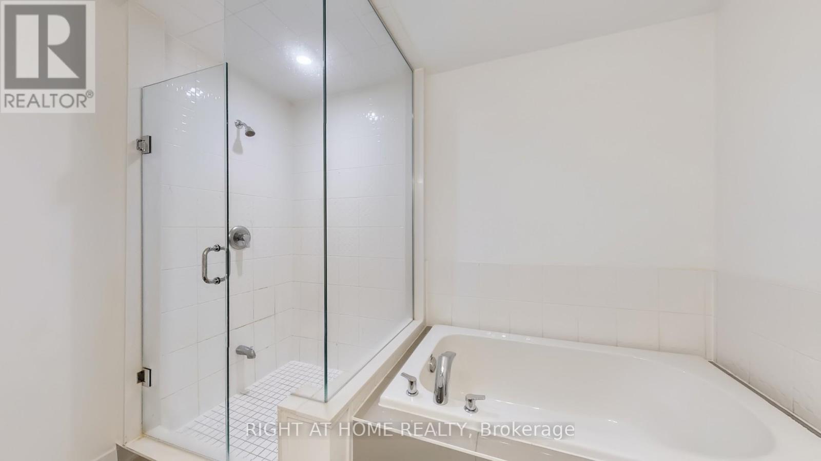 26 Badgerow Way, Aurora, Ontario  L4G 0Z5 - Photo 20 - N12486344