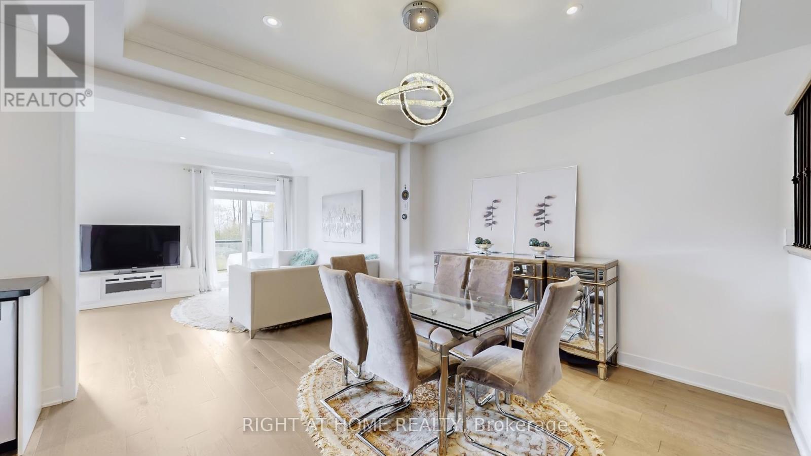 26 Badgerow Way, Aurora, Ontario  L4G 0Z5 - Photo 8 - N12486344