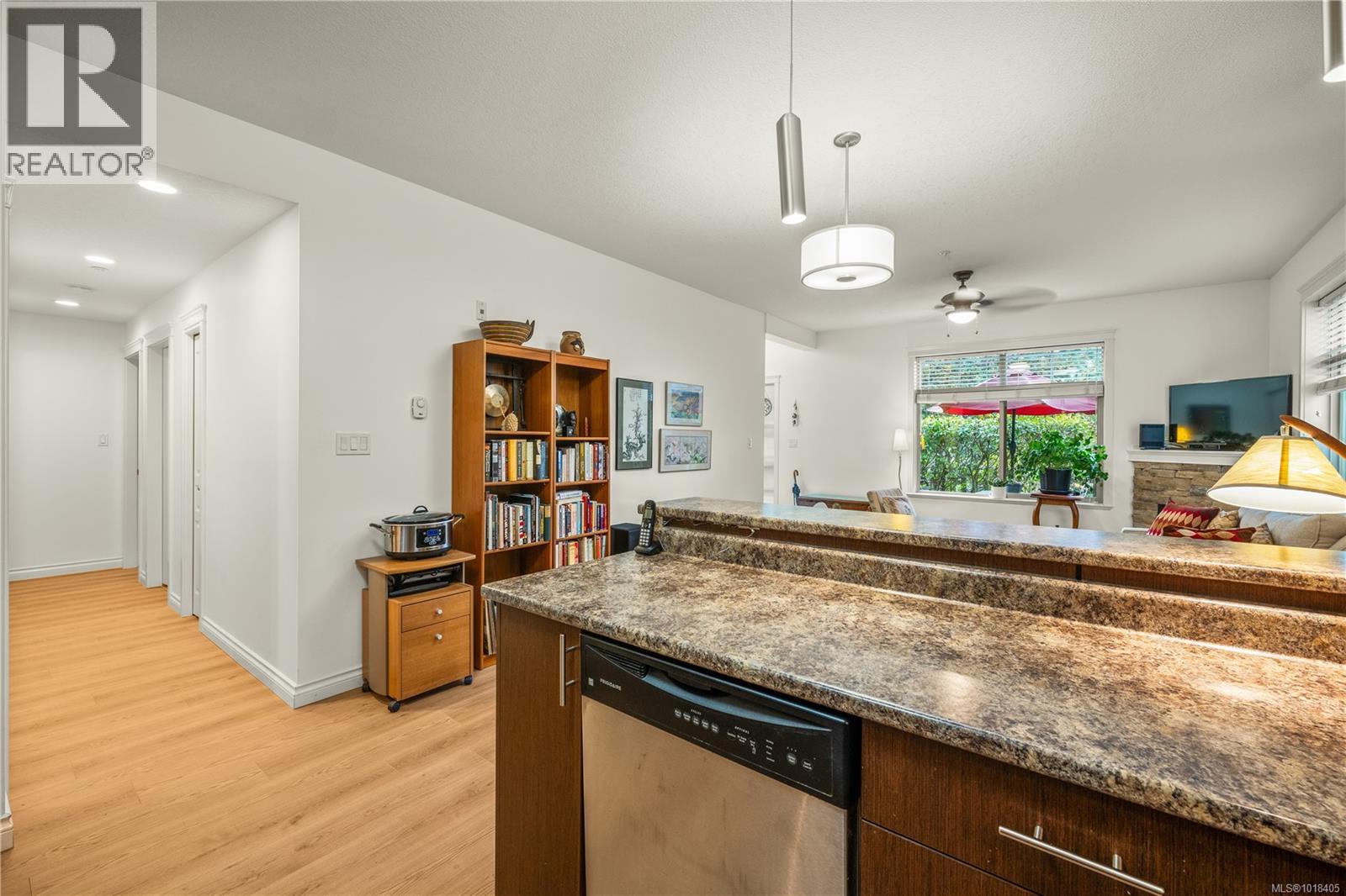 104 2111 Meredith Rd, Nanaimo, British Columbia  V9S 2N2 - Photo 9 - 1018405