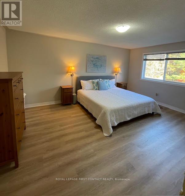 26 Kenwell Crescent, Barrie (Holly), Ontario  L4N 0A4 - Photo 20 - S12486307