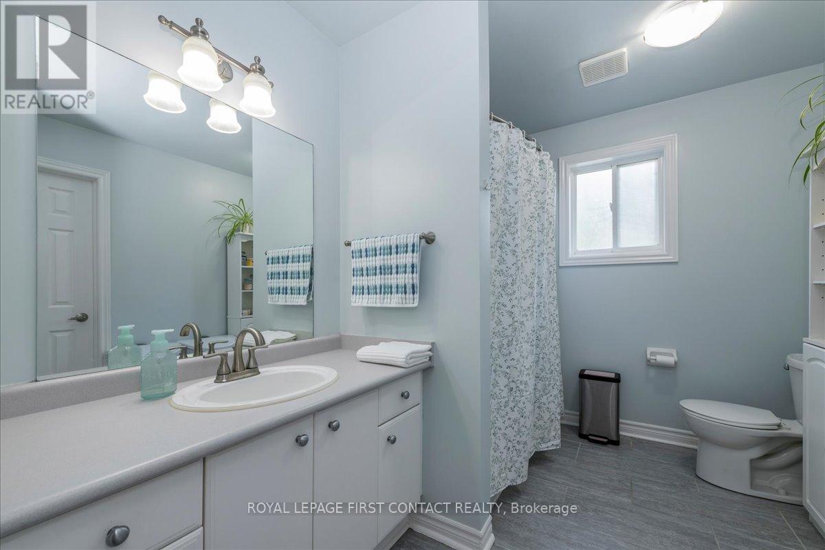 26 Kenwell Crescent, Barrie (Holly), Ontario  L4N 0A4 - Photo 26 - S12486307