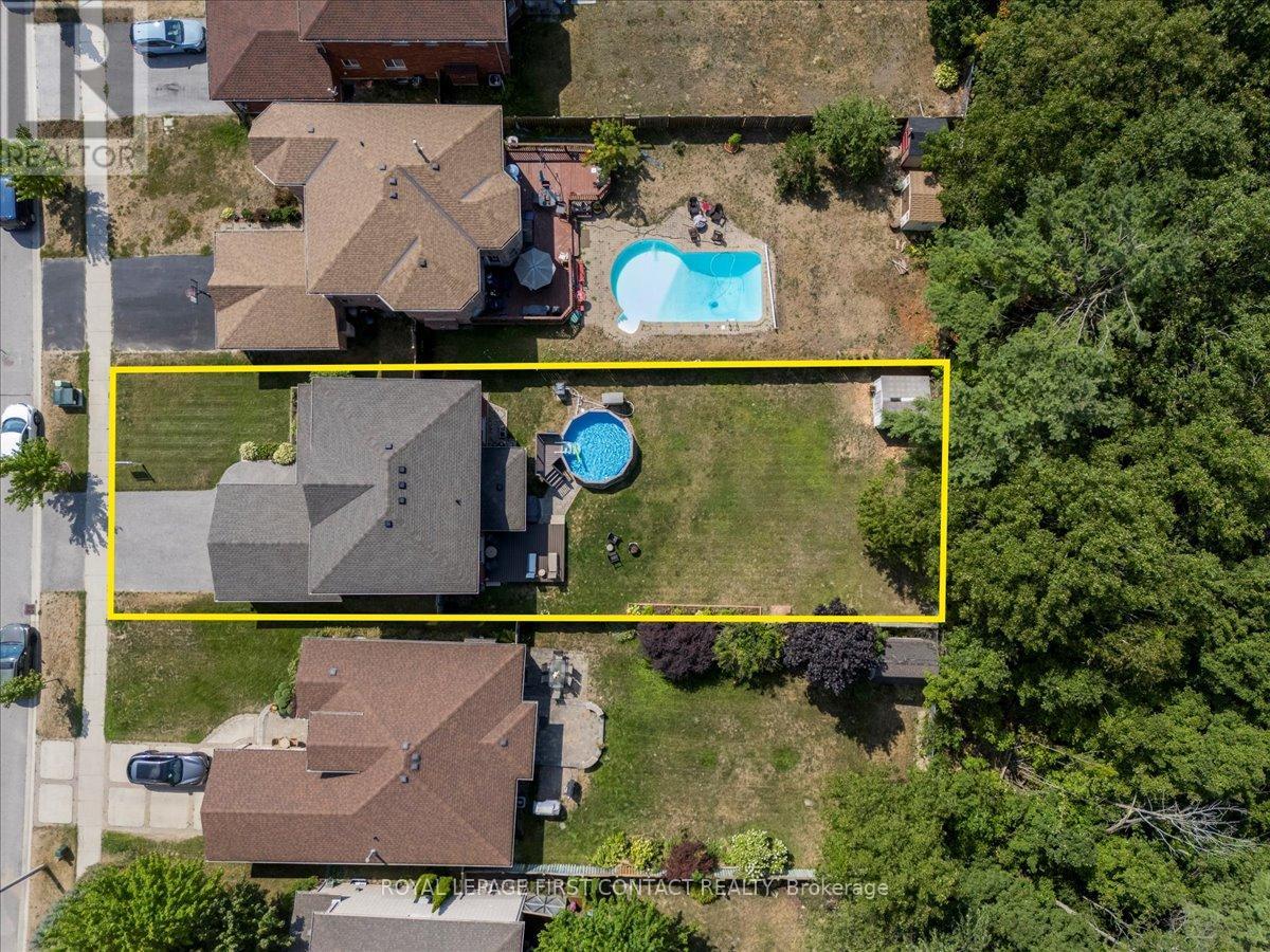 26 Kenwell Crescent, Barrie (Holly), Ontario  L4N 0A4 - Photo 33 - S12486307