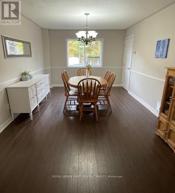 26 Kenwell Crescent, Barrie (Holly), Ontario  L4N 0A4 - Photo 8 - S12486307