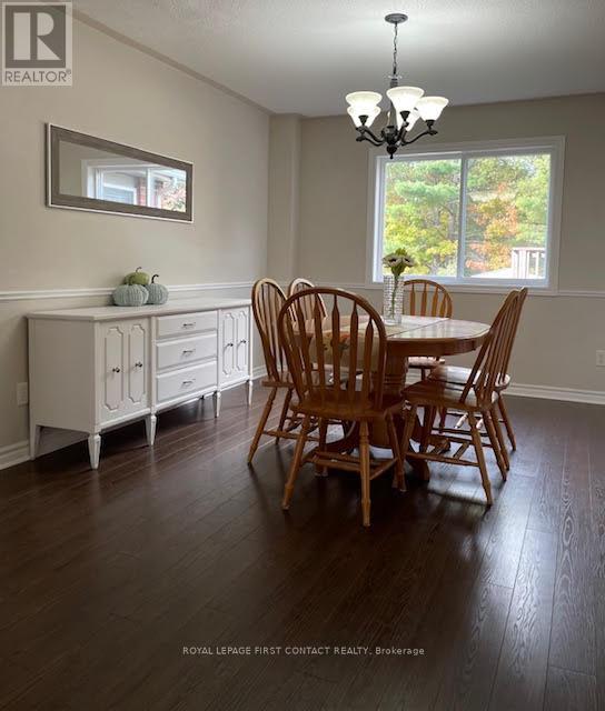 26 Kenwell Crescent, Barrie (Holly), Ontario  L4N 0A4 - Photo 9 - S12486307