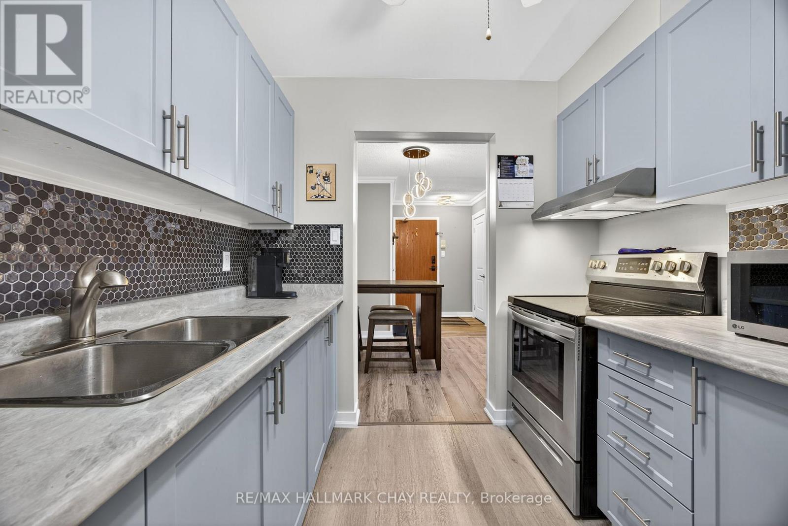 G9 - 147 Edgehill Drive, Barrie (Letitia Heights), Ontario  L4N 1L9 - Photo 5 - S12486346