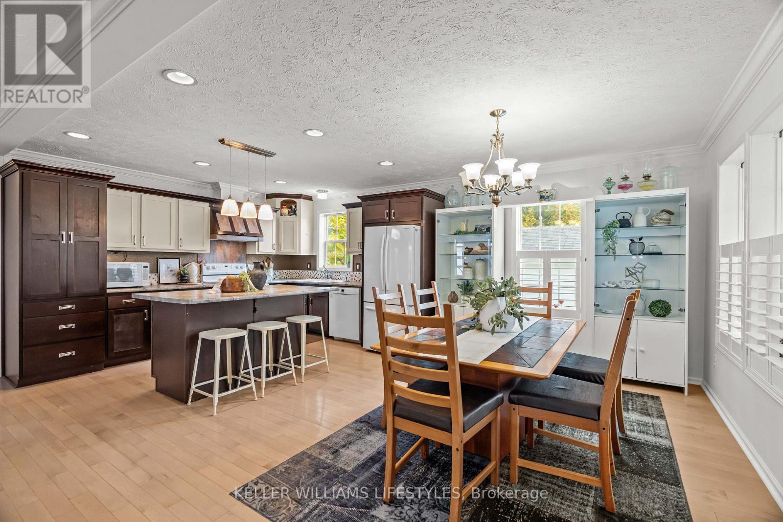 17 George Street, Strathroy-Caradoc, Ontario  N7G 3K9 - Photo 17 - X12486366