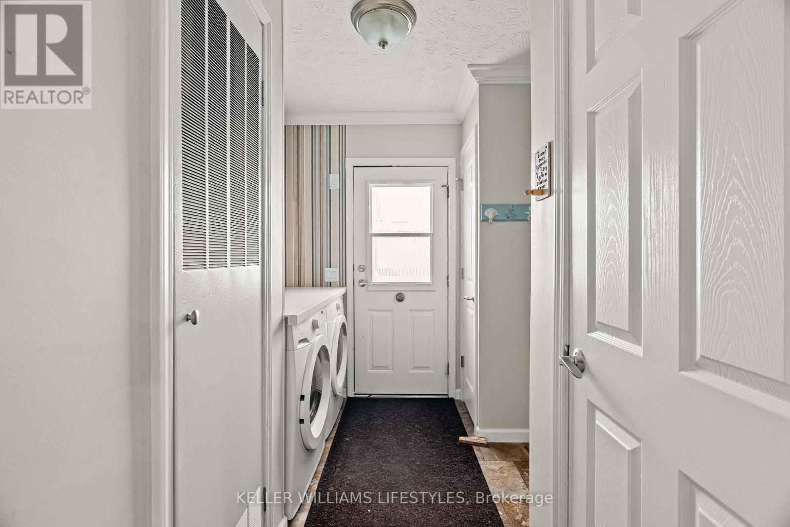 17 George Street, Strathroy-Caradoc, Ontario  N7G 3K9 - Photo 25 - X12486366