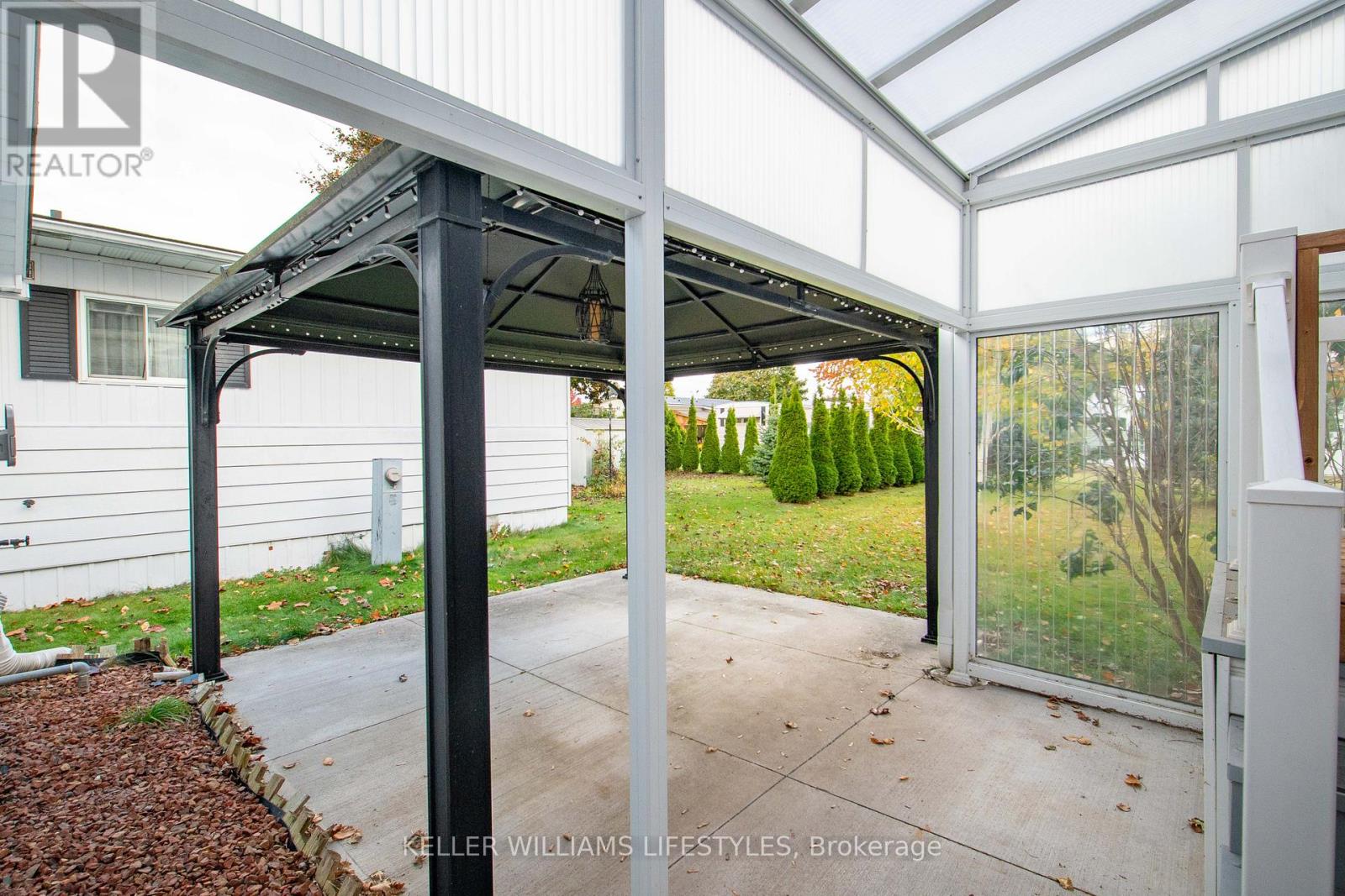 17 George Street, Strathroy-Caradoc, Ontario  N7G 3K9 - Photo 37 - X12486366