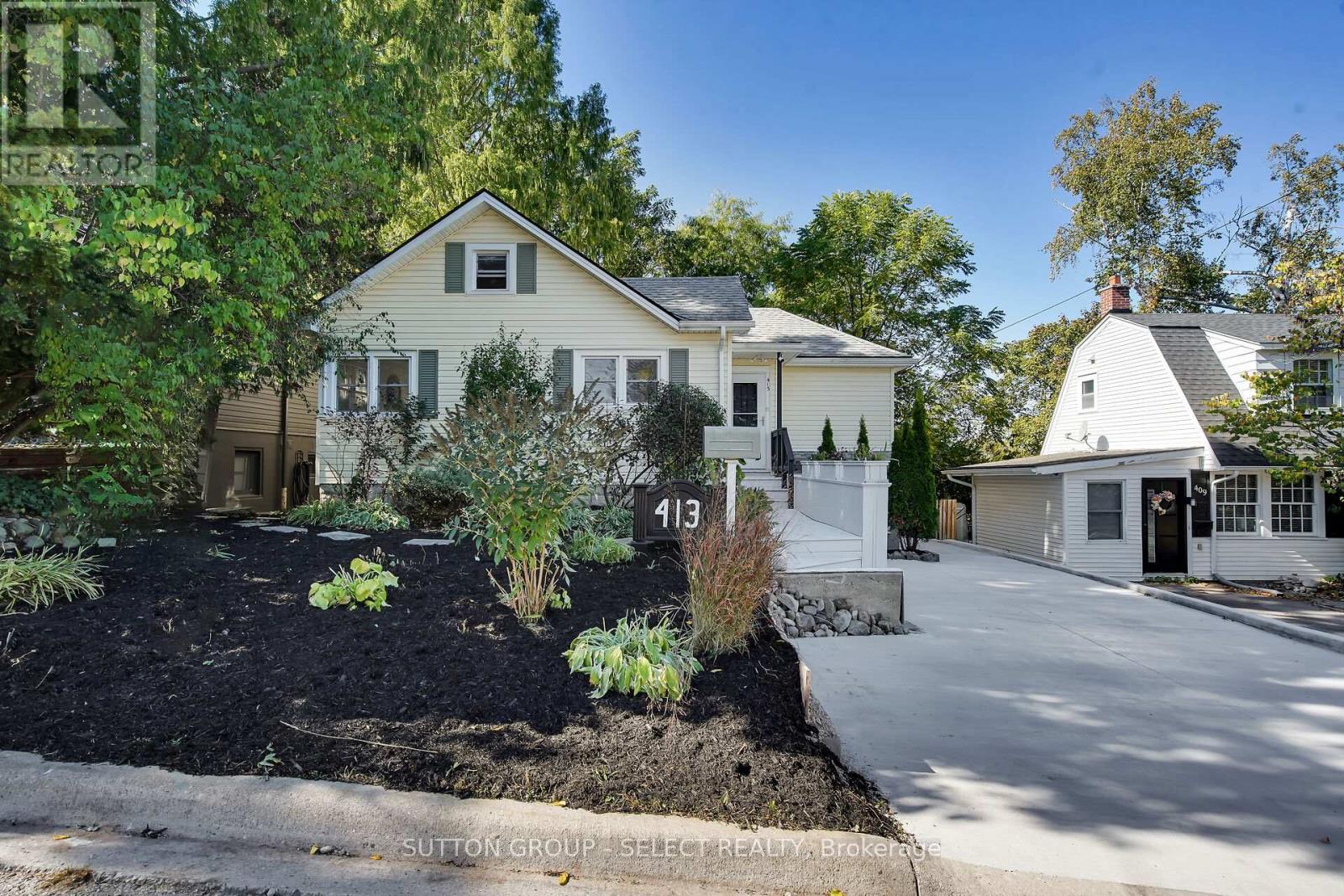 LOWER - 413 OLD WONDERLAND ROAD, London South, Ontario