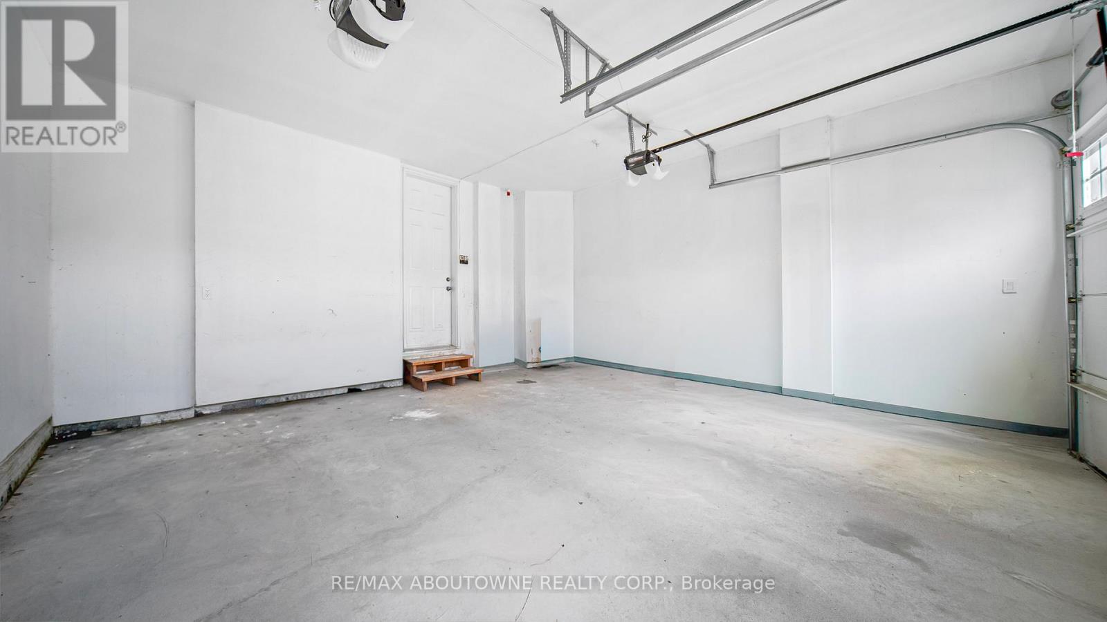 129 Robert Berry Crescent, King, Ontario  L7B 0M3 - Photo 29 - N12440850