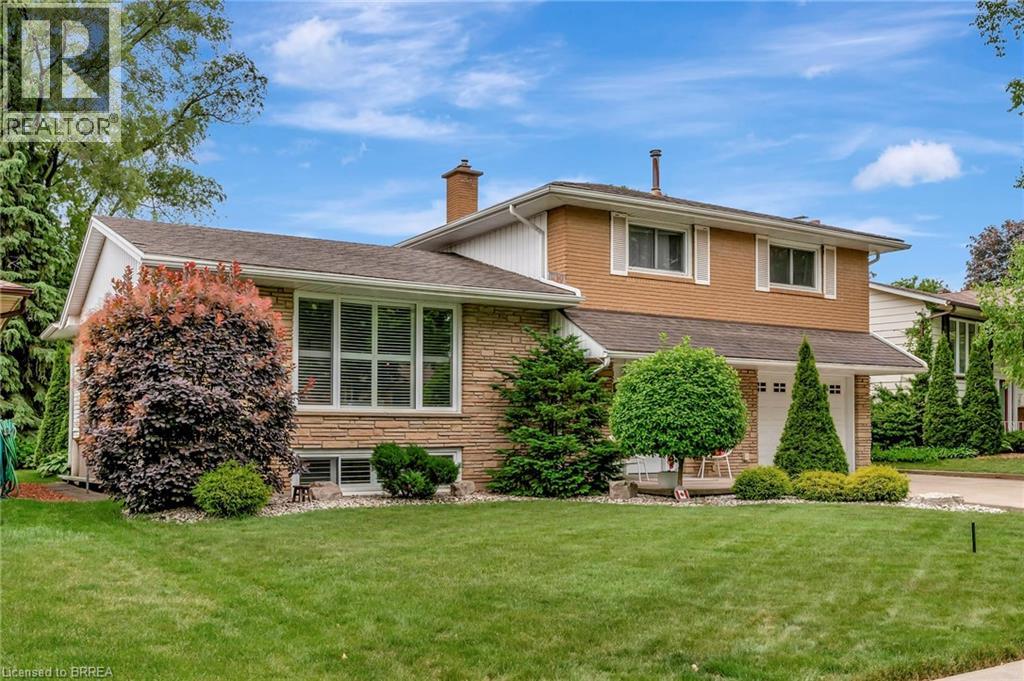 35 Shalfleet Boulevard, Brantford, Ontario  N3R 6L5 - Photo 3 - 40783902