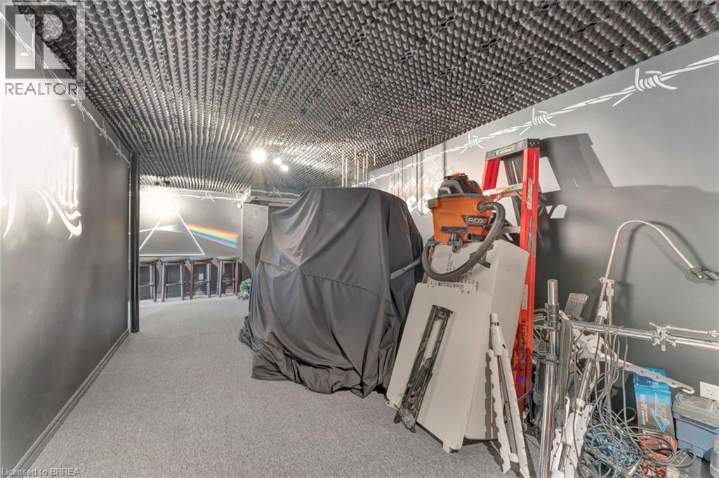 35 Shalfleet Boulevard, Brantford, Ontario  N3R 6L5 - Photo 30 - 40783902