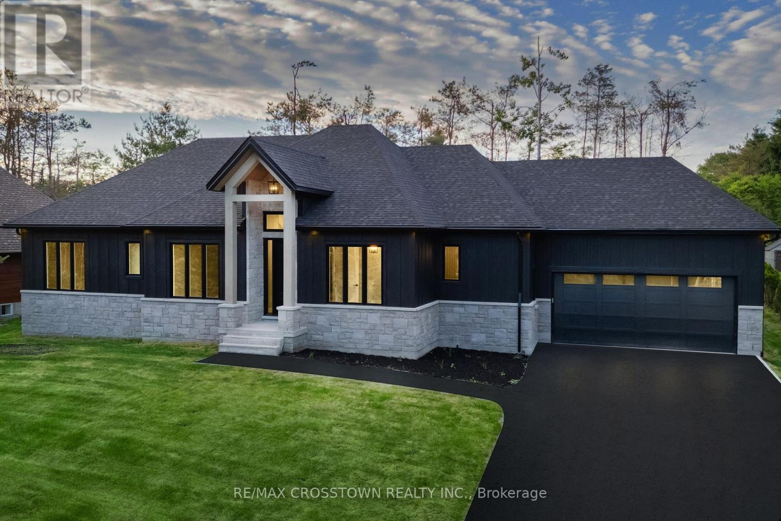 32 ALPINE WAY, Oro-Medonte, Ontario