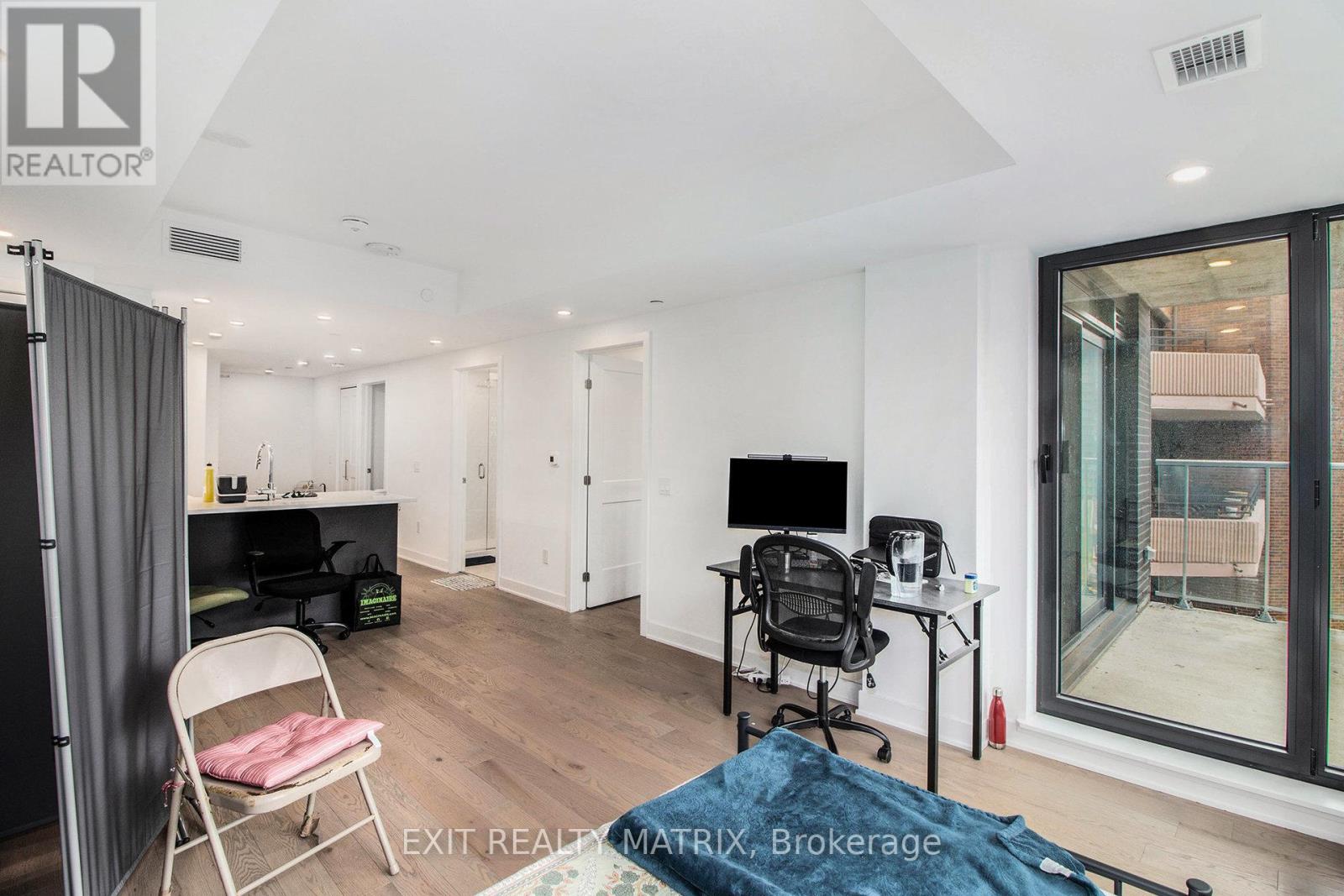 1101 - 340 Queen Street, Ottawa, Ontario  K1R 0G1 - Photo 10 - X12486361