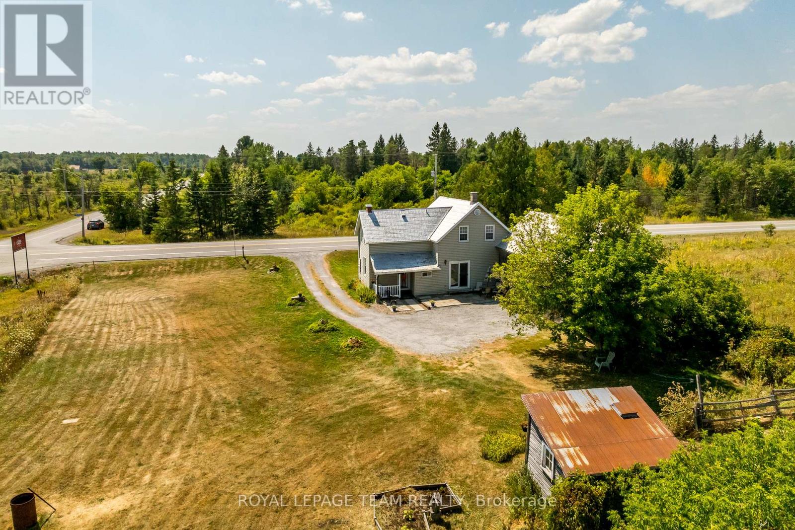 2106 Dunrobin Road, Ottawa, Ontario  K0A 1T0 - Photo 10 - X12486373