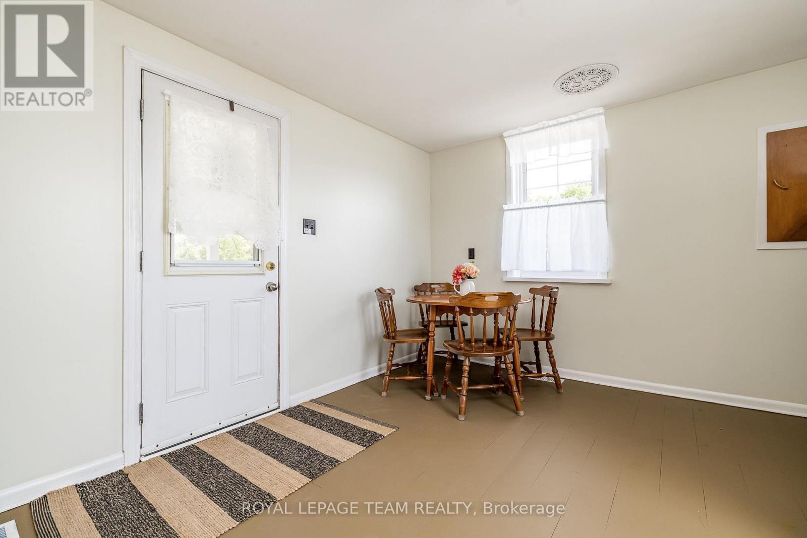 2106 Dunrobin Road, Ottawa, Ontario  K0A 1T0 - Photo 27 - X12486373