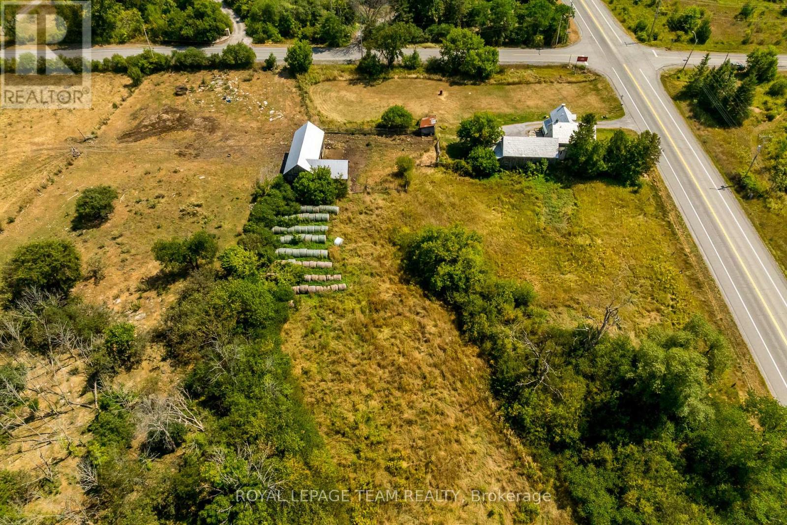 2106 Dunrobin Road, Ottawa, Ontario  K0A 1T0 - Photo 36 - X12486373