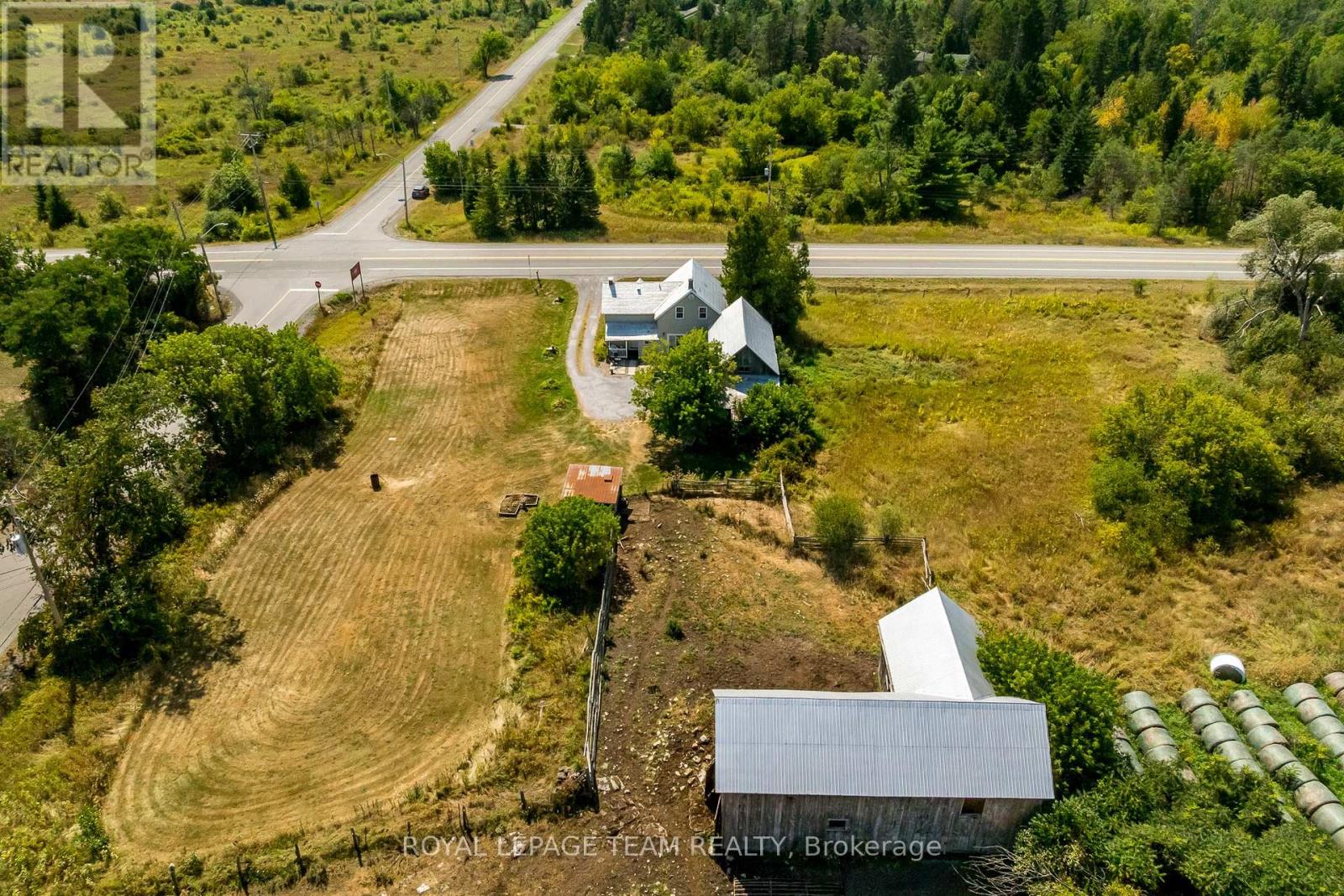 2106 Dunrobin Road, Ottawa, Ontario  K0A 1T0 - Photo 46 - X12486373