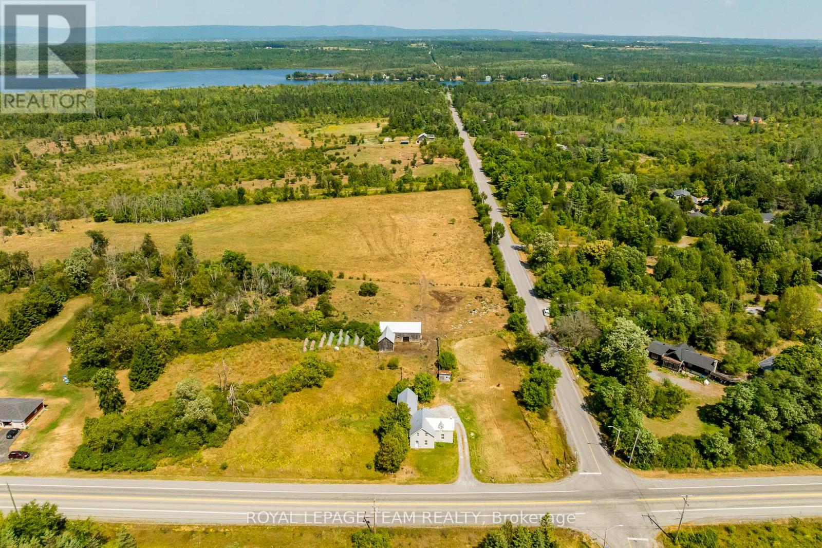 2106 Dunrobin Road, Ottawa, Ontario  K0A 1T0 - Photo 50 - X12486373