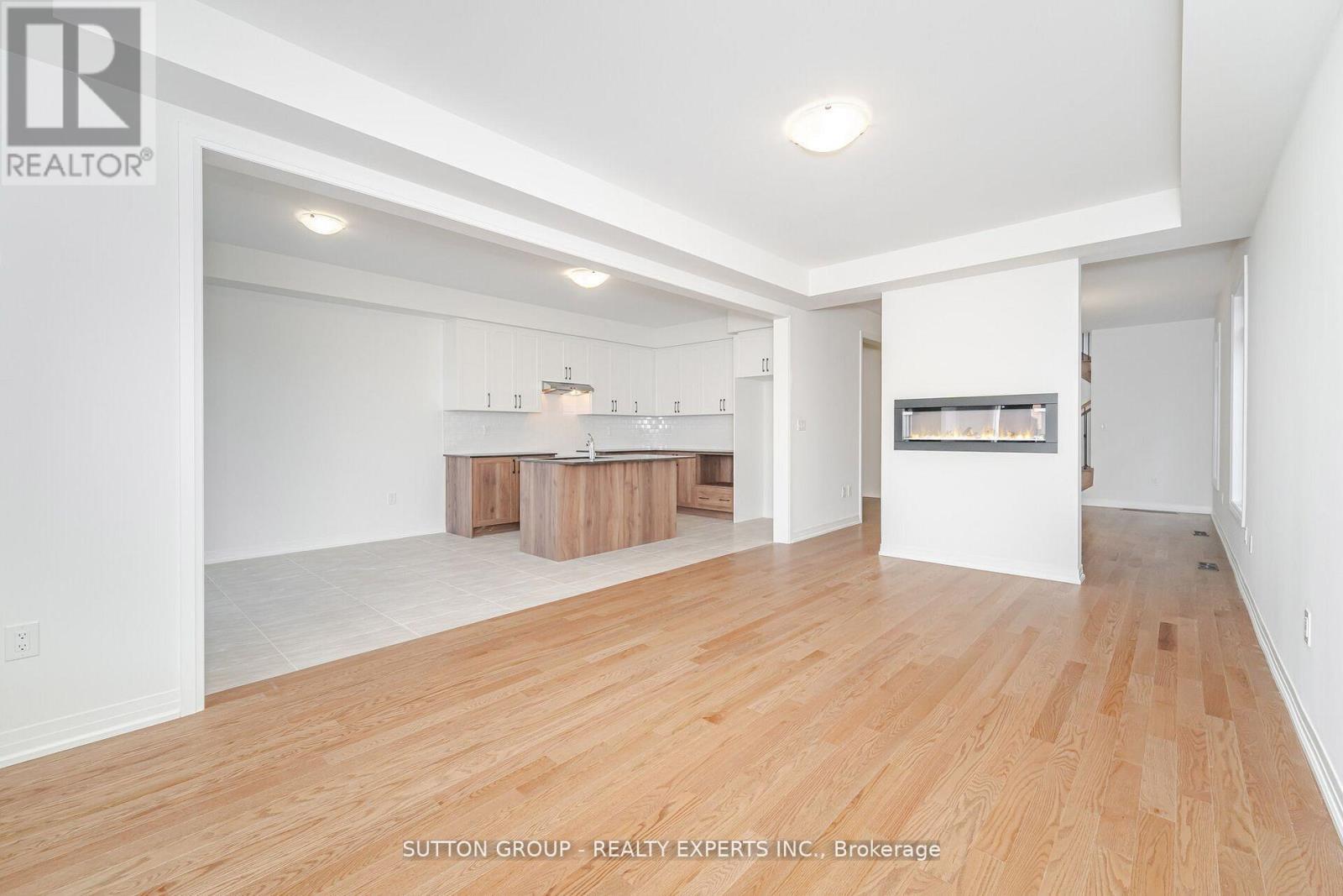 6 Raja Street, Brampton, Ontario  L6P 3K8 - Photo 13 - W12486313