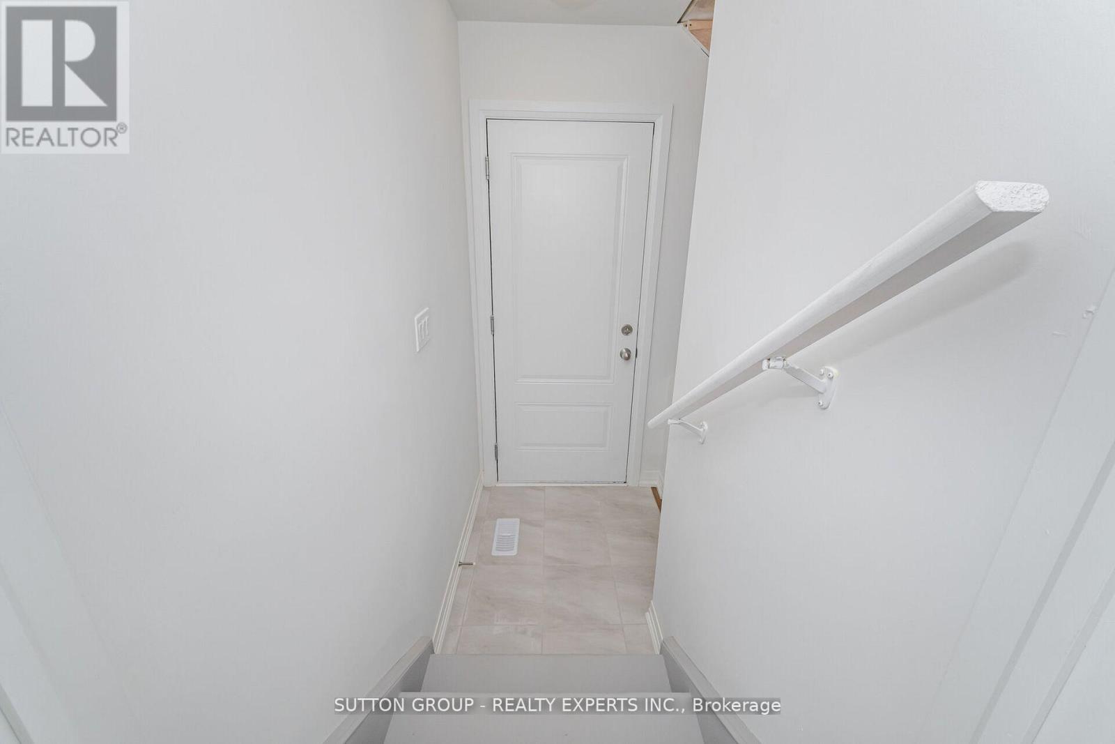 6 Raja Street, Brampton, Ontario  L6P 3K8 - Photo 41 - W12486313