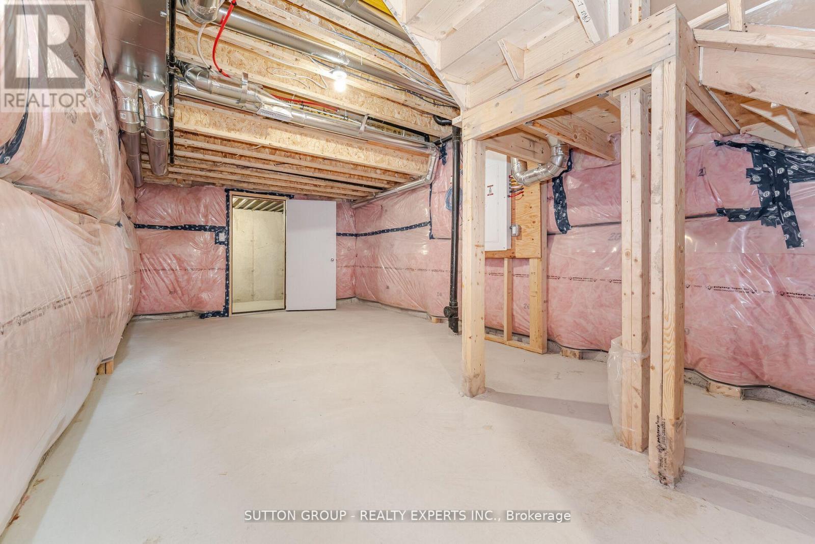 6 Raja Street, Brampton, Ontario  L6P 3K8 - Photo 45 - W12486313