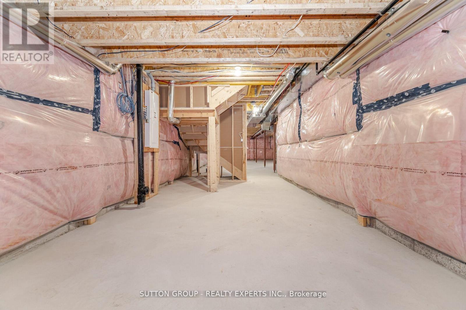 6 Raja Street, Brampton, Ontario  L6P 3K8 - Photo 46 - W12486313