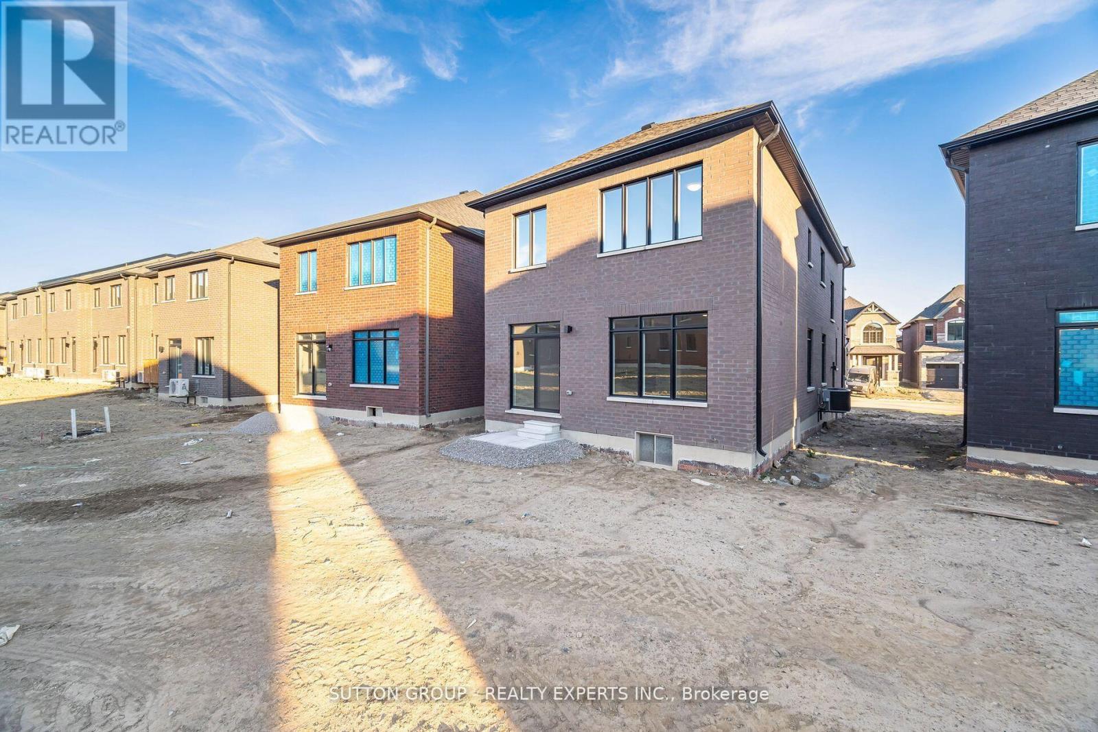 6 Raja Street, Brampton, Ontario  L6P 3K8 - Photo 48 - W12486313