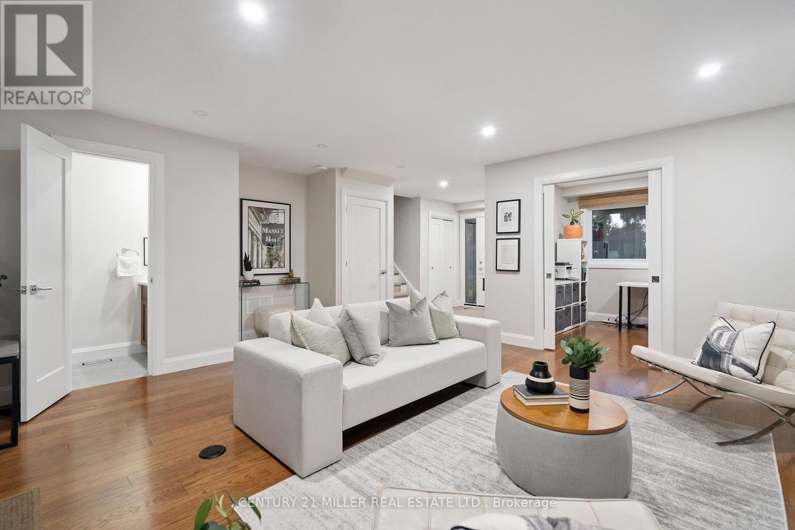 238 Slater Crescent, Oakville, Ontario  L6K 2C8 - Photo 25 - W12486314