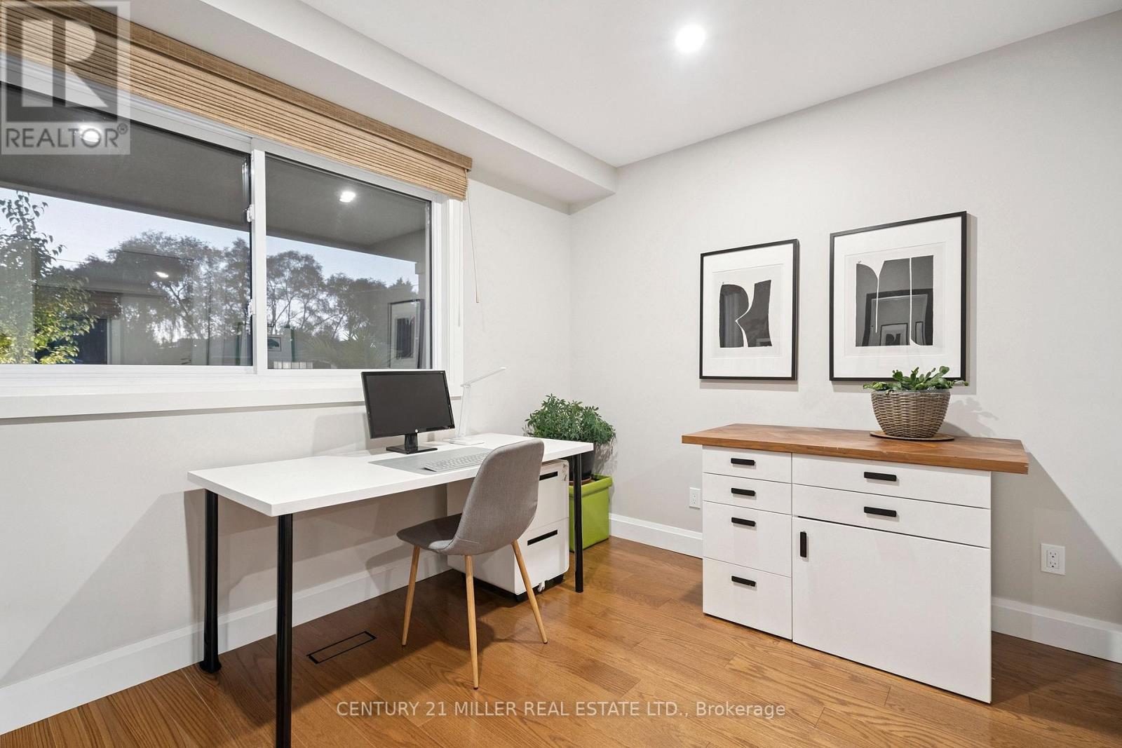 238 Slater Crescent, Oakville, Ontario  L6K 2C8 - Photo 27 - W12486314