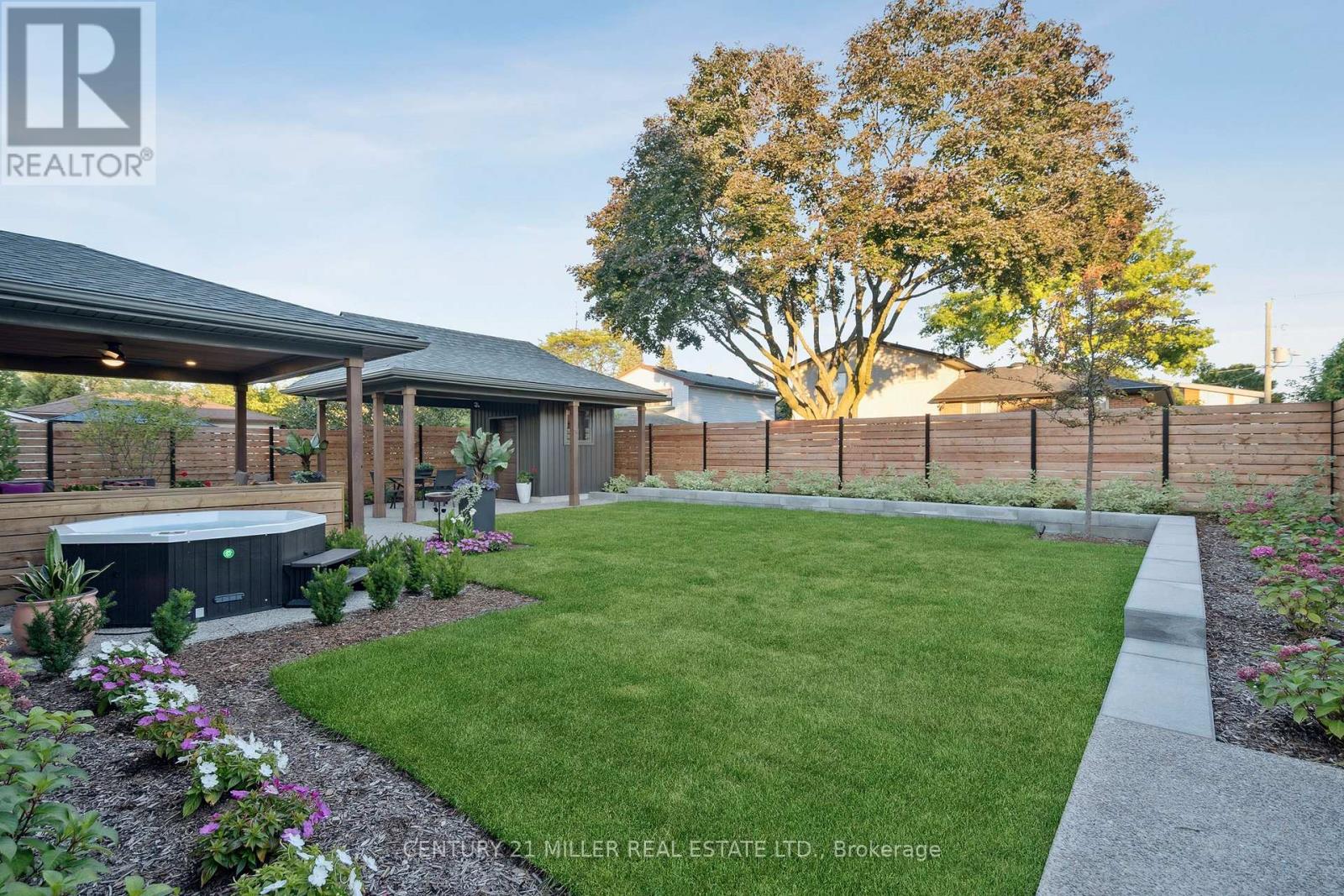 238 Slater Crescent, Oakville, Ontario  L6K 2C8 - Photo 34 - W12486314