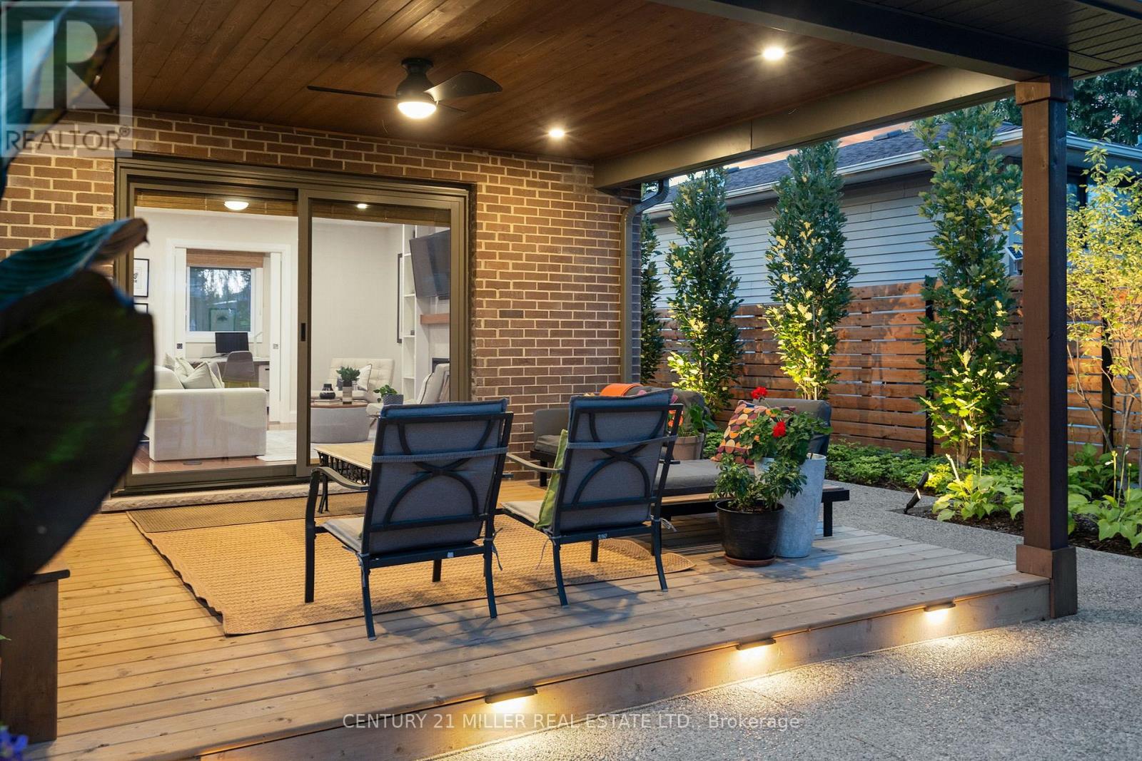 238 Slater Crescent, Oakville, Ontario  L6K 2C8 - Photo 36 - W12486314