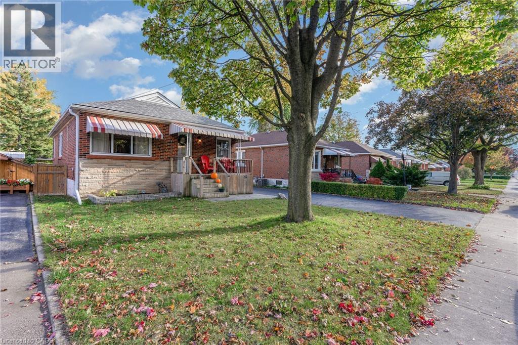 55 EAST 44TH Street, Hamilton, Ontario