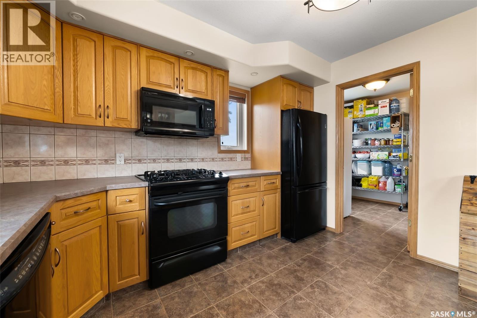 30 Larocque Estates, Katepwa Beach, Saskatchewan  S0G 1S0 - Photo 10 - SK018279