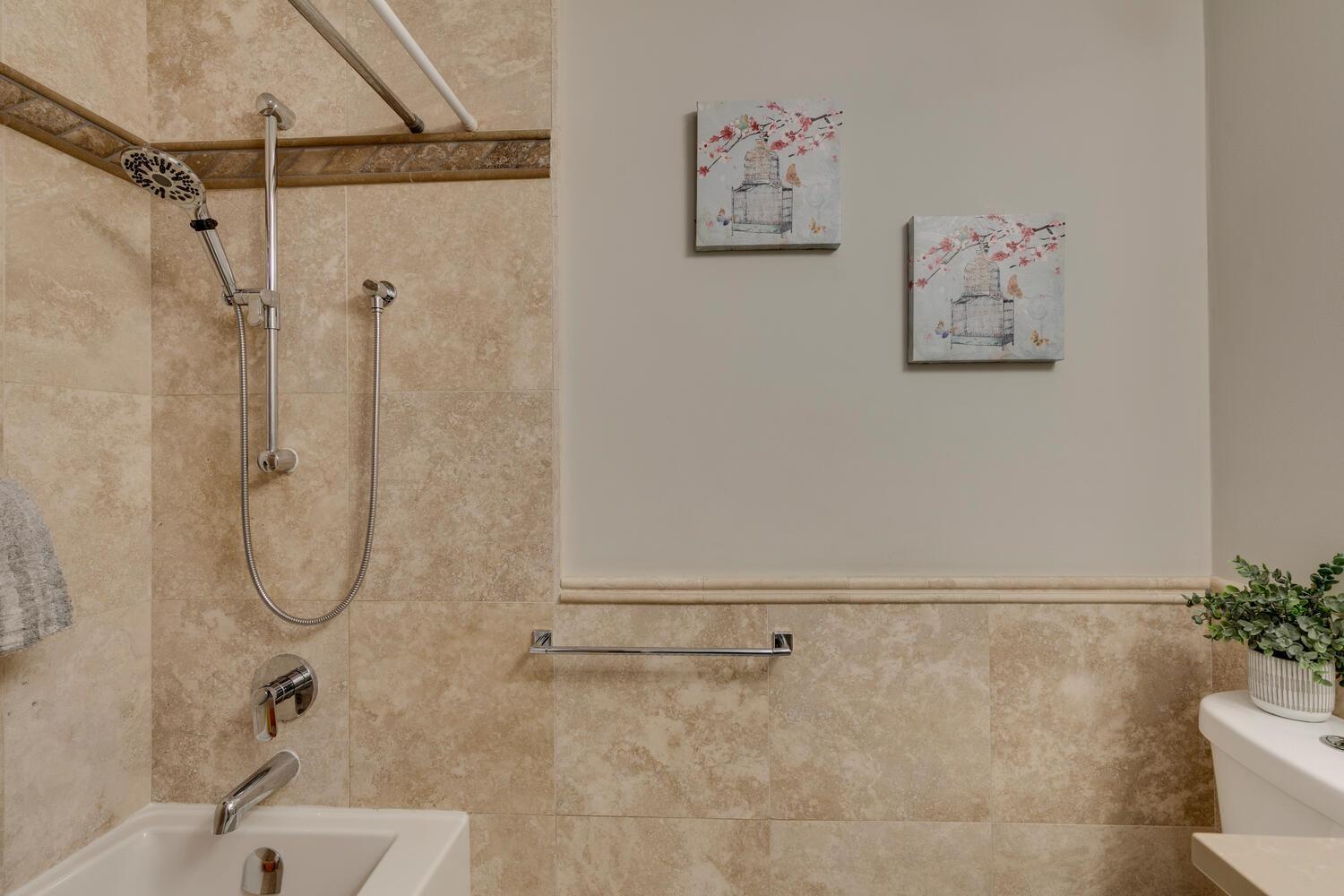 14686 St. Andrews Drive, Surrey, British Columbia  V3R 5V4 - Photo 17 - R3062546