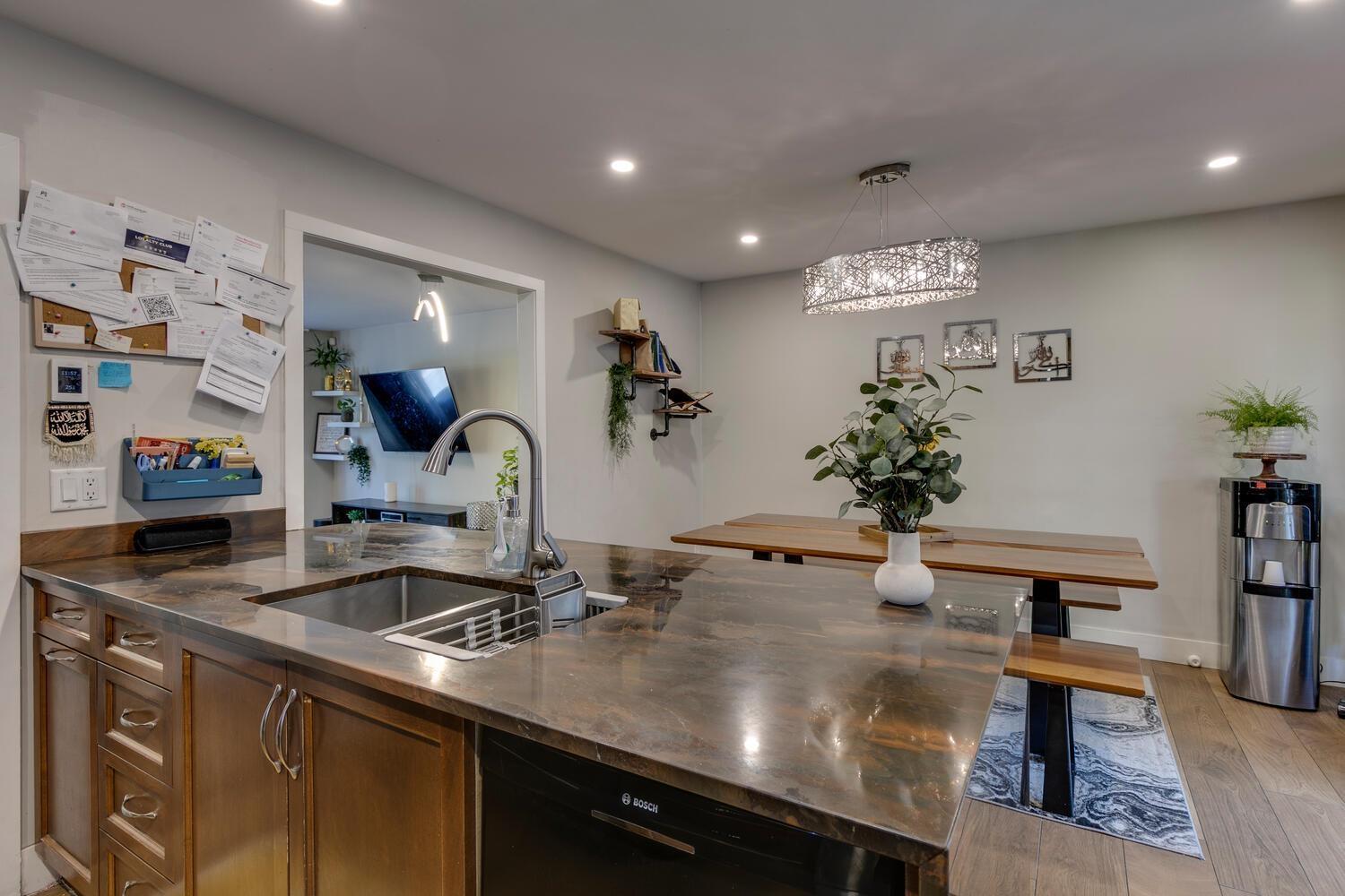 14686 St. Andrews Drive, Surrey, British Columbia  V3R 5V4 - Photo 12 - R3062546