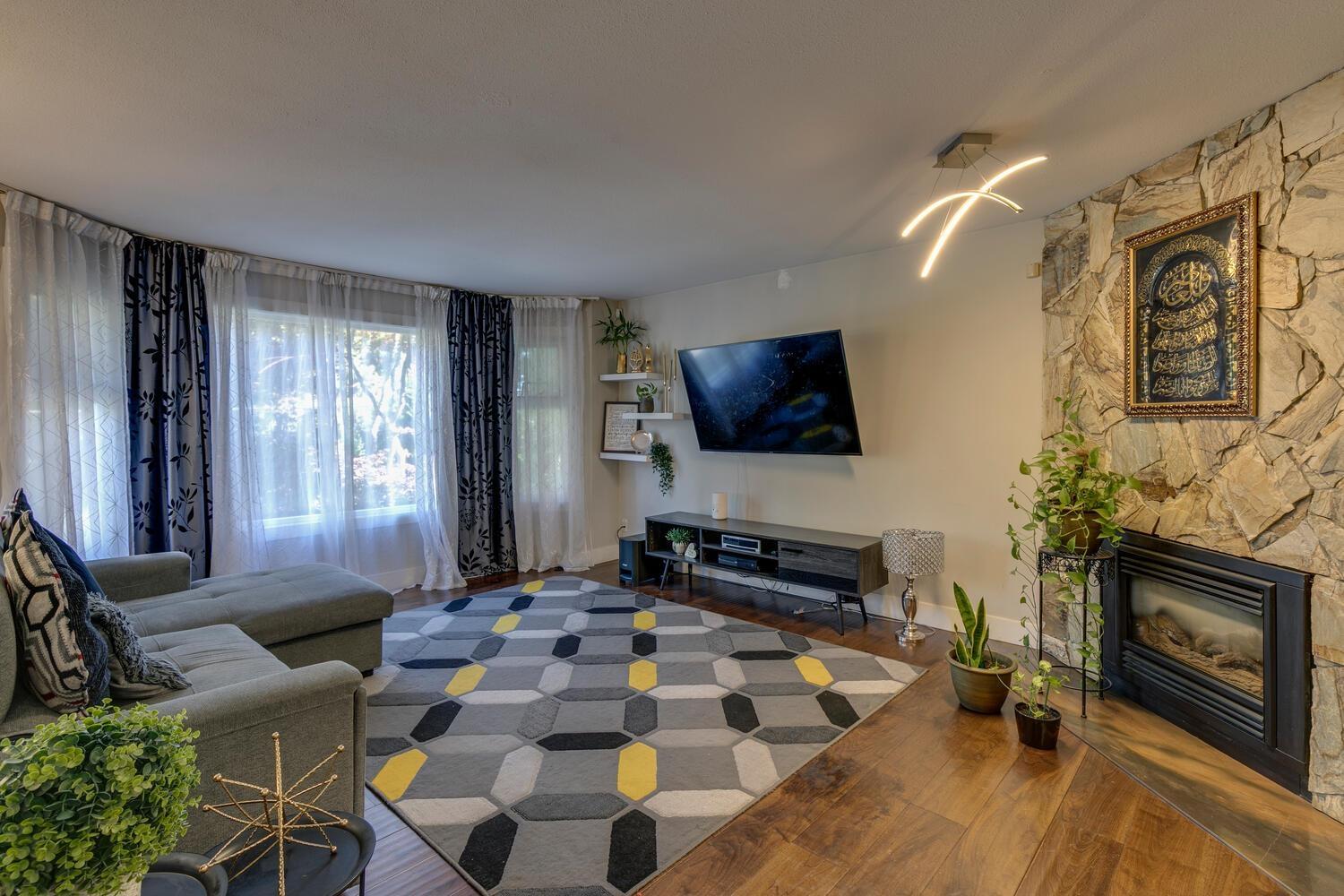 14686 St. Andrews Drive, Surrey, British Columbia  V3R 5V4 - Photo 5 - R3062546