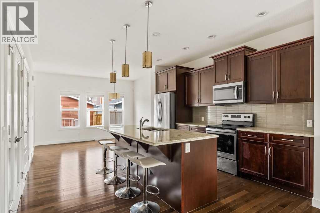 286 Redstone Drive Ne, Calgary, Alberta  T3N 0N4 - Photo 7 - A2259980