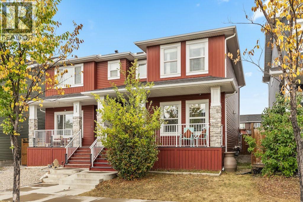 286 Redstone Drive Ne, Calgary, Alberta  T3N 0N4 - Photo 2 - A2259980