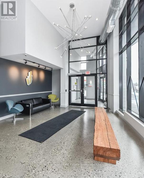 1 Victoria Street, Kitchener, Ontario  N2G 1C2 - Photo 18 - X12486362