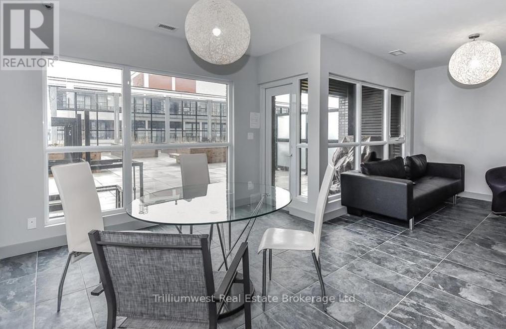 1 Victoria Street, Kitchener, Ontario  N2G 1C2 - Photo 22 - X12486362