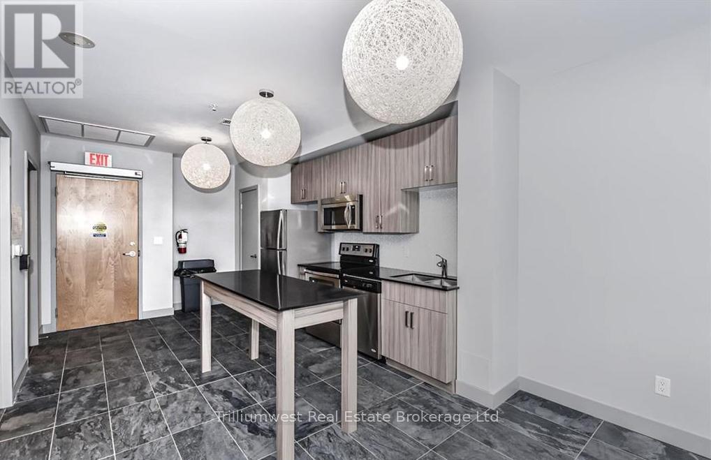 1 Victoria Street, Kitchener, Ontario  N2G 1C2 - Photo 26 - X12486362